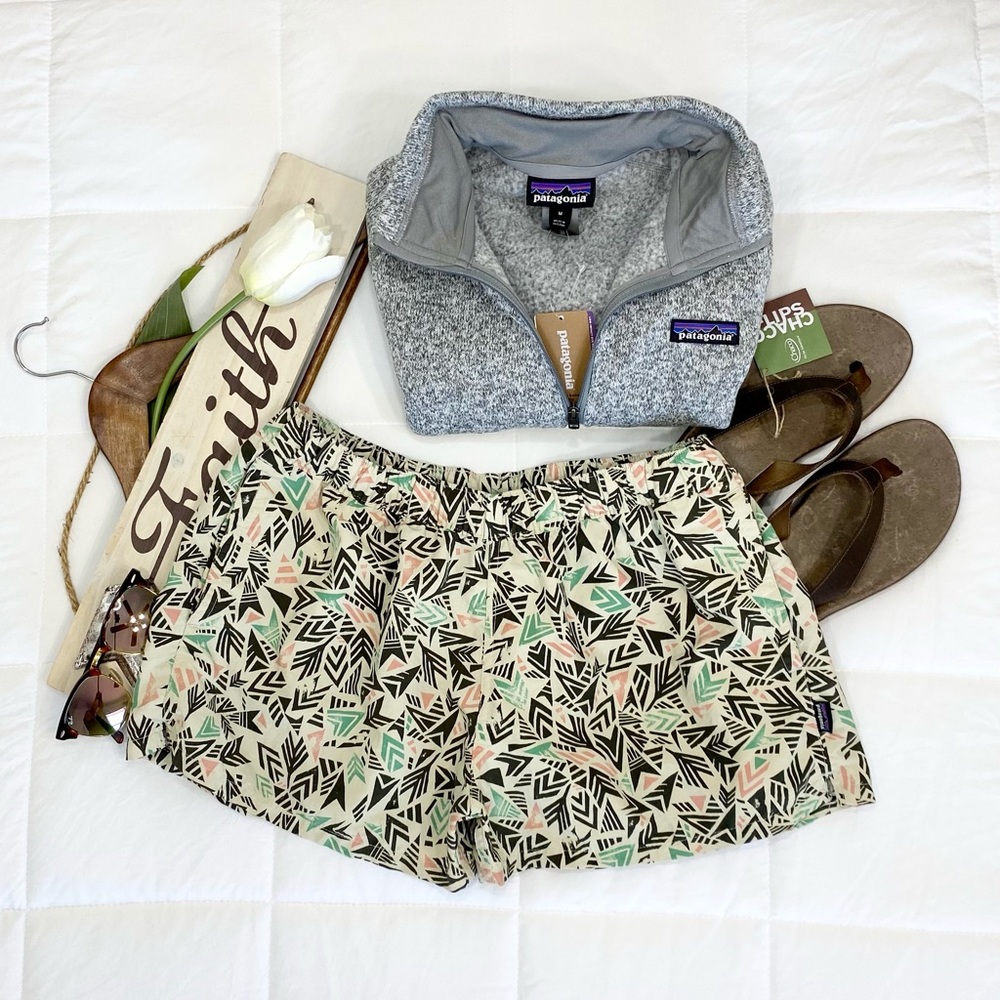 Patagonia Barely Baggies 2.5”